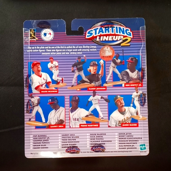 Starting Lineup 2 - 2001 - Ken Griffey Jr - Base Series - Picture 2 of 3